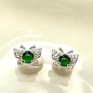 EJD1 Natural AppleGreen Jadeite Jade Butterfly DAINTY Earrings 18KWhiteGold S925